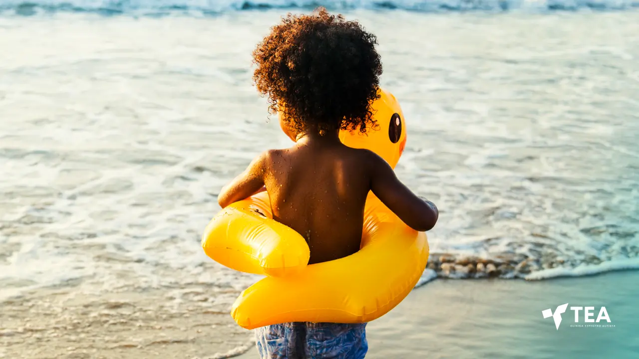 Férias e TEA: como manter rotina, descanso e equilíbrio nas crianças